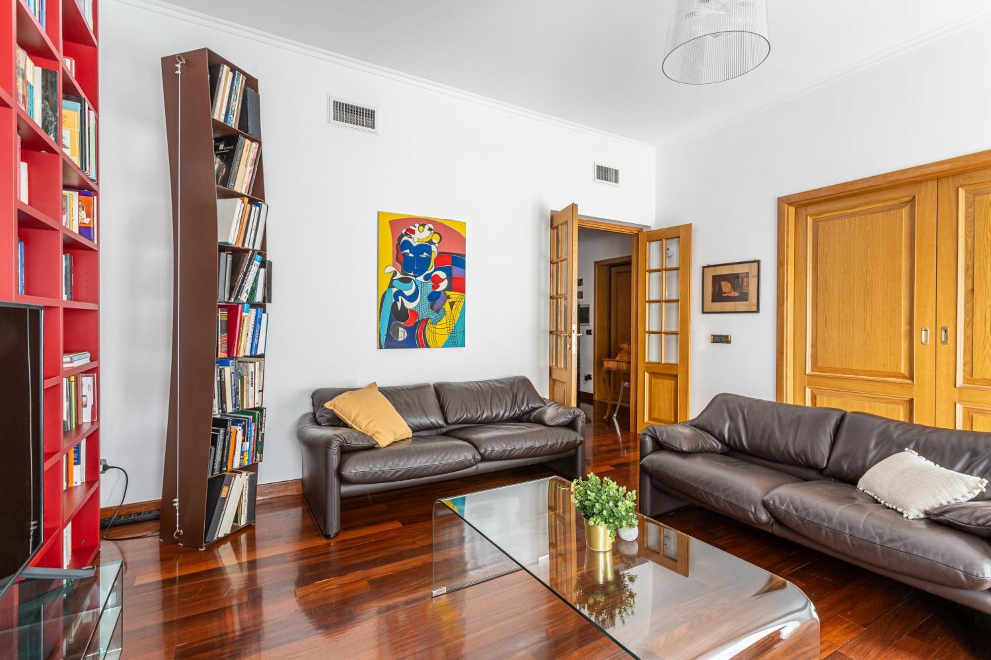 Iflat The House - Spacious & Apartment *